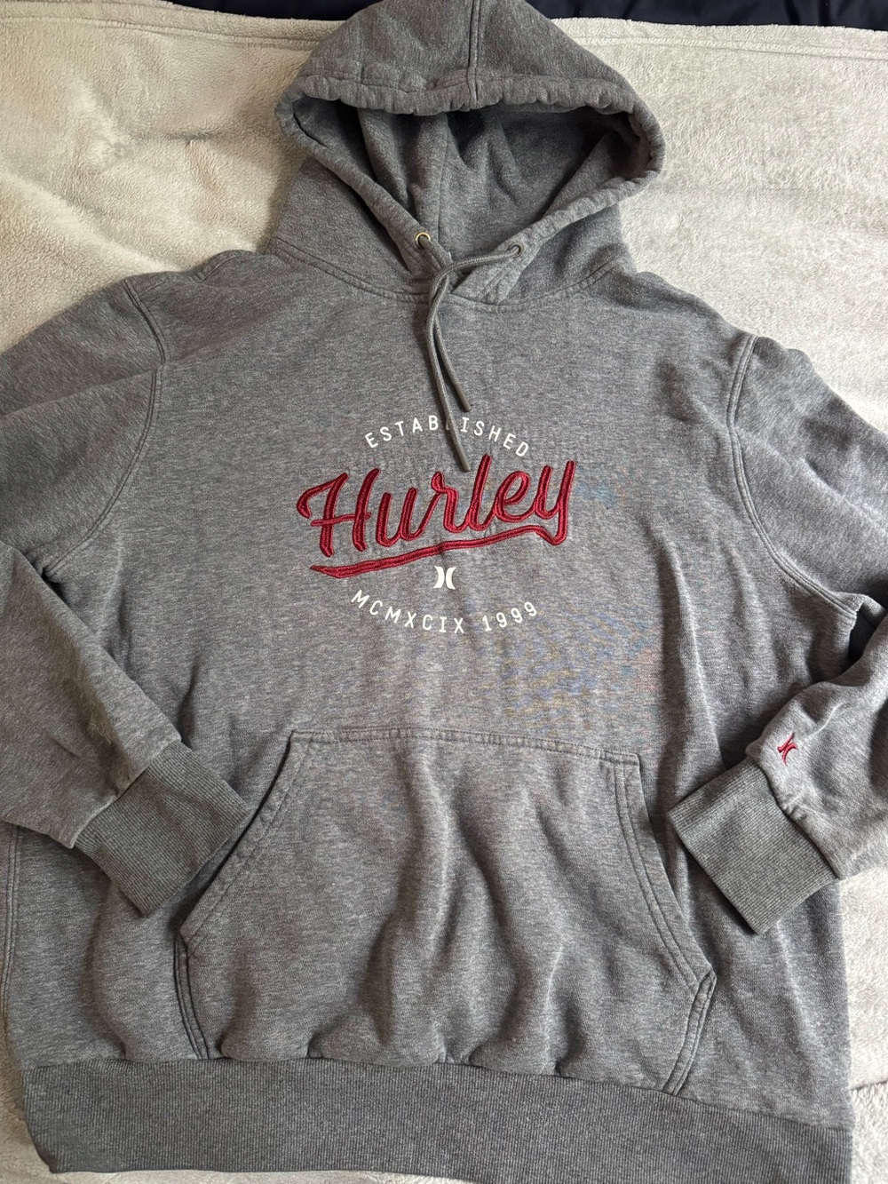 Hurley Heather Grey Embroidered Graphic Hoodie — Size Large